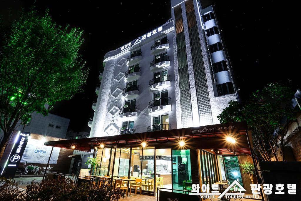 White Tourist Hotel Jeonju Zewnętrze zdjęcie